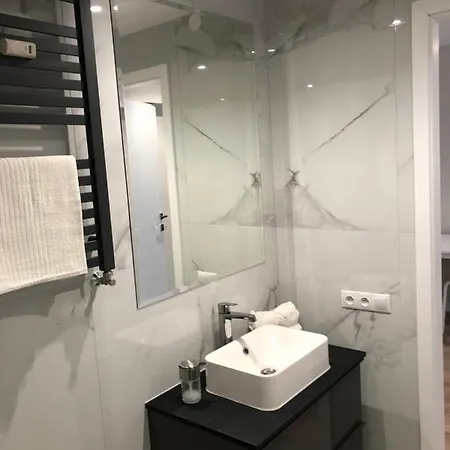 V3 Sokolska 46 Отель Катовице